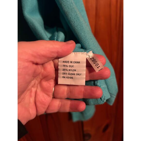 Talbots blue silk cropped cardigan size 8 - Picture 3 of 4